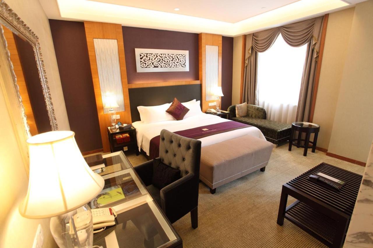 Green Lake Hot Spring Hotel Foshan Zewnętrze zdjęcie