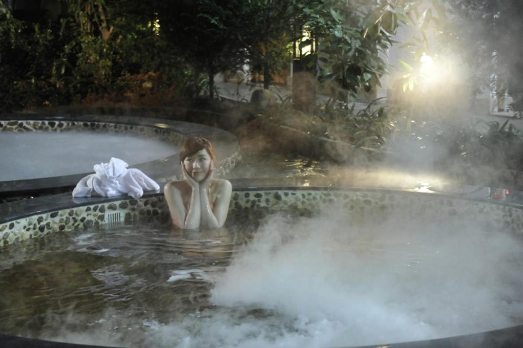 Green Lake Hot Spring Hotel Foshan Zewnętrze zdjęcie