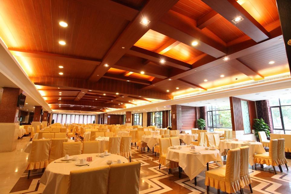 Green Lake Hot Spring Hotel Foshan Zewnętrze zdjęcie